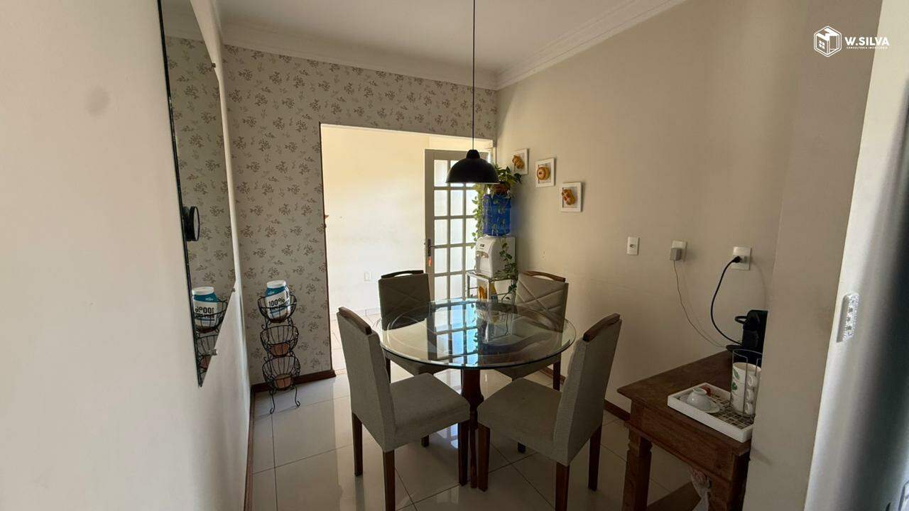 Casa em Condomínio à venda no Condomínio Moradas de Itaici: 