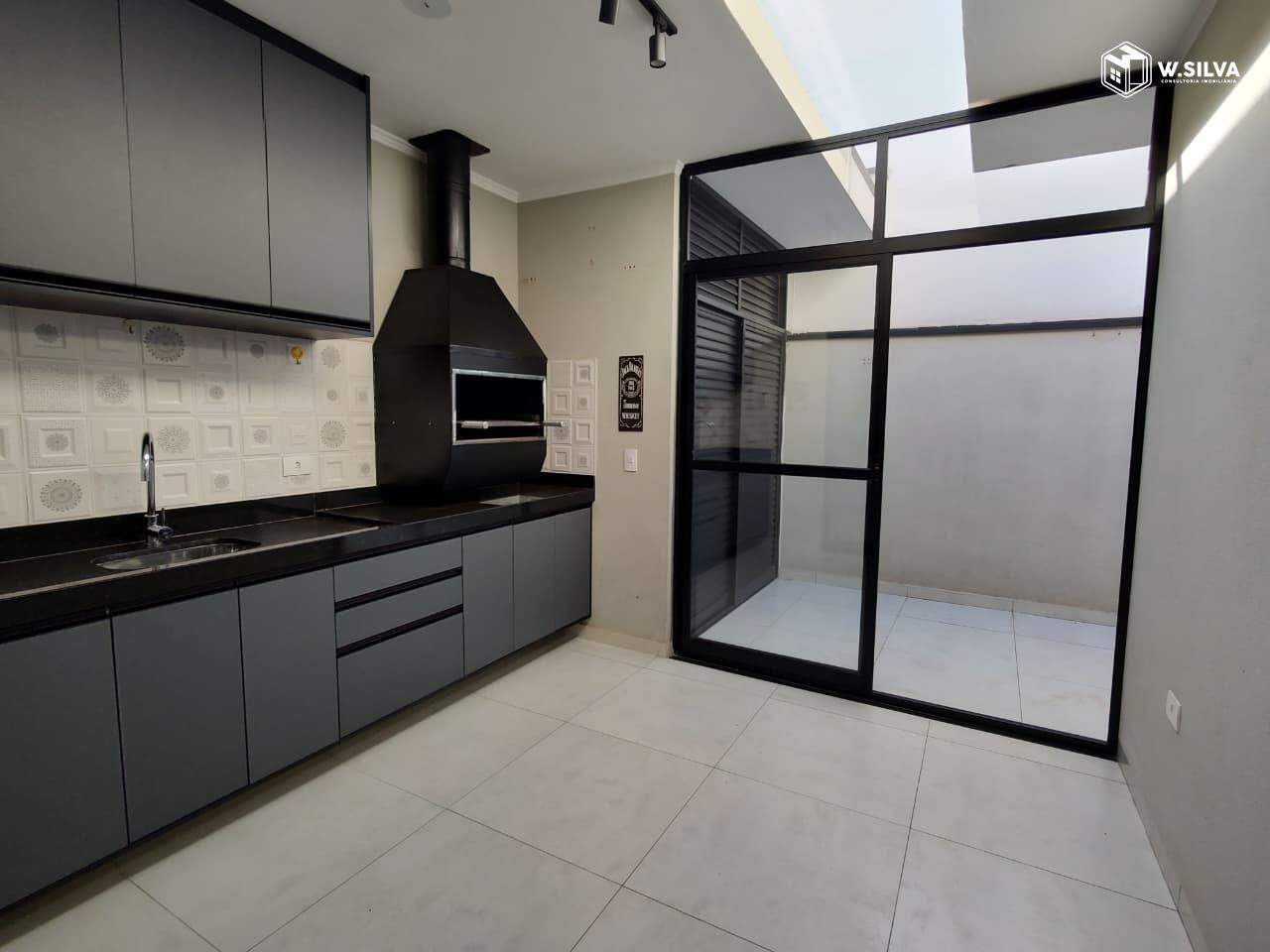 Casa em Condomínio à venda no Jardim Montreal Residence: