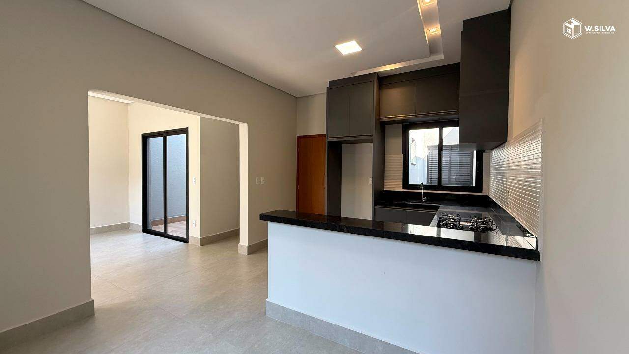 Casa à venda no Jardim Colonial: