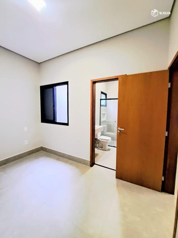 Casa em Bairro à venda no Jardim Colonial: 