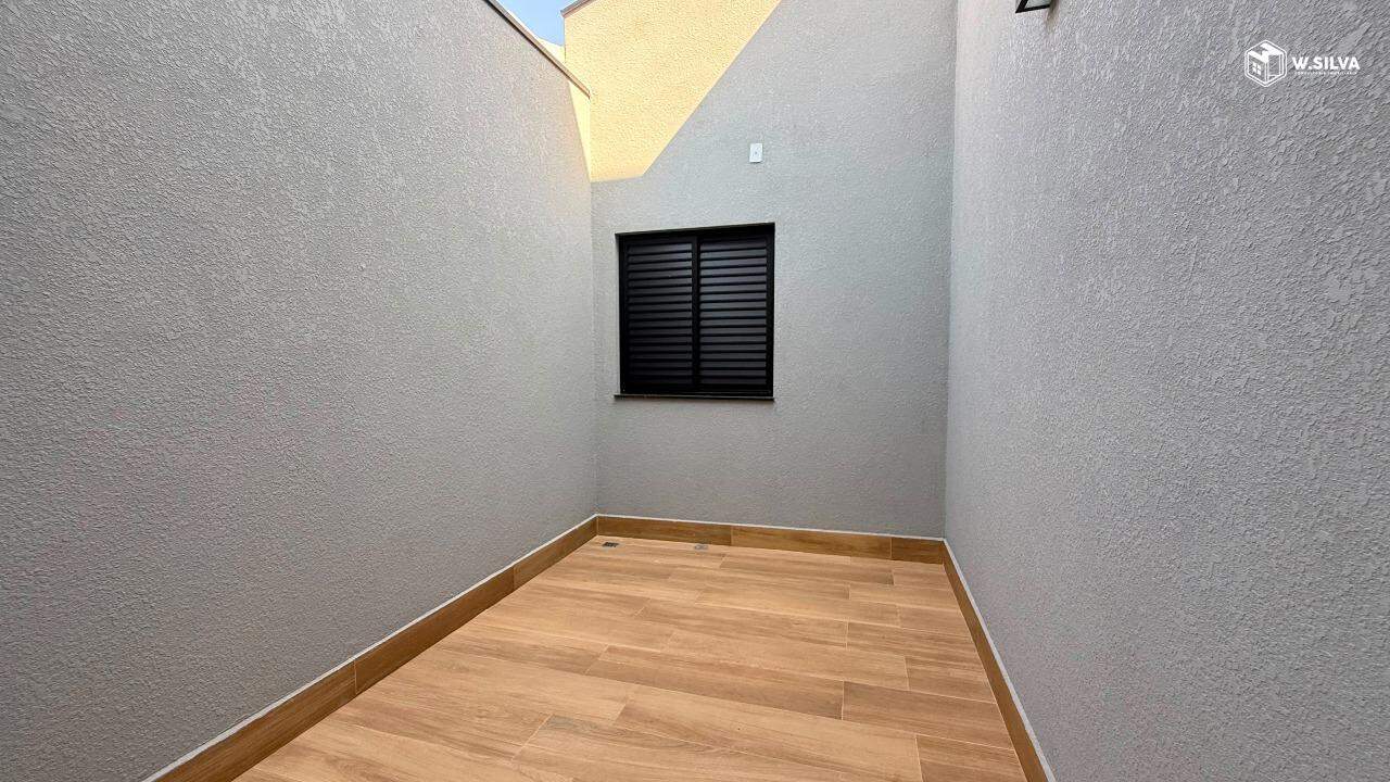 Casa à venda no Jardim Colonial: