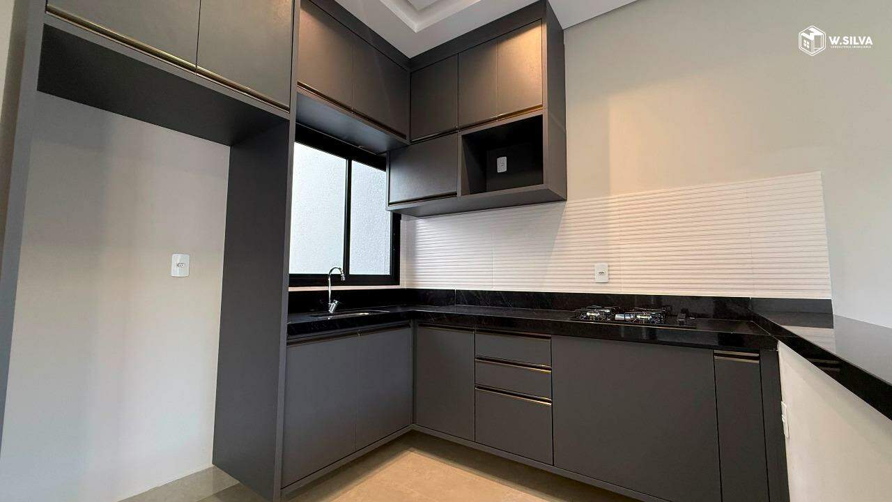 Casa à venda no Jardim Colonial: