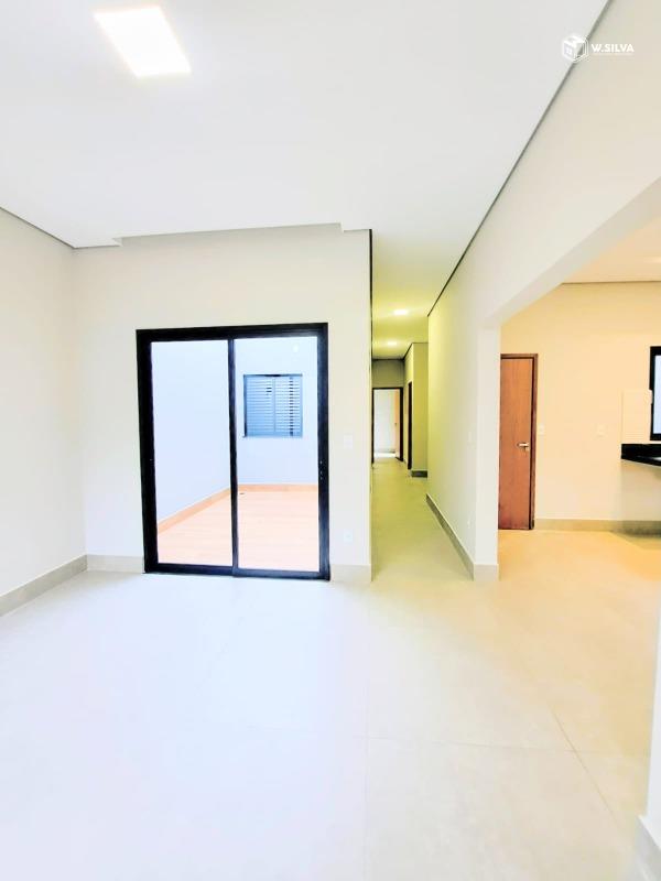 Casa em Bairro à venda no Jardim Colonial: 