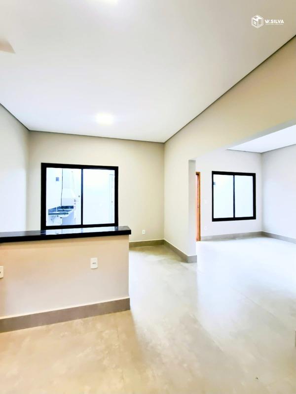 Casa em Bairro à venda no Jardim Colonial: 