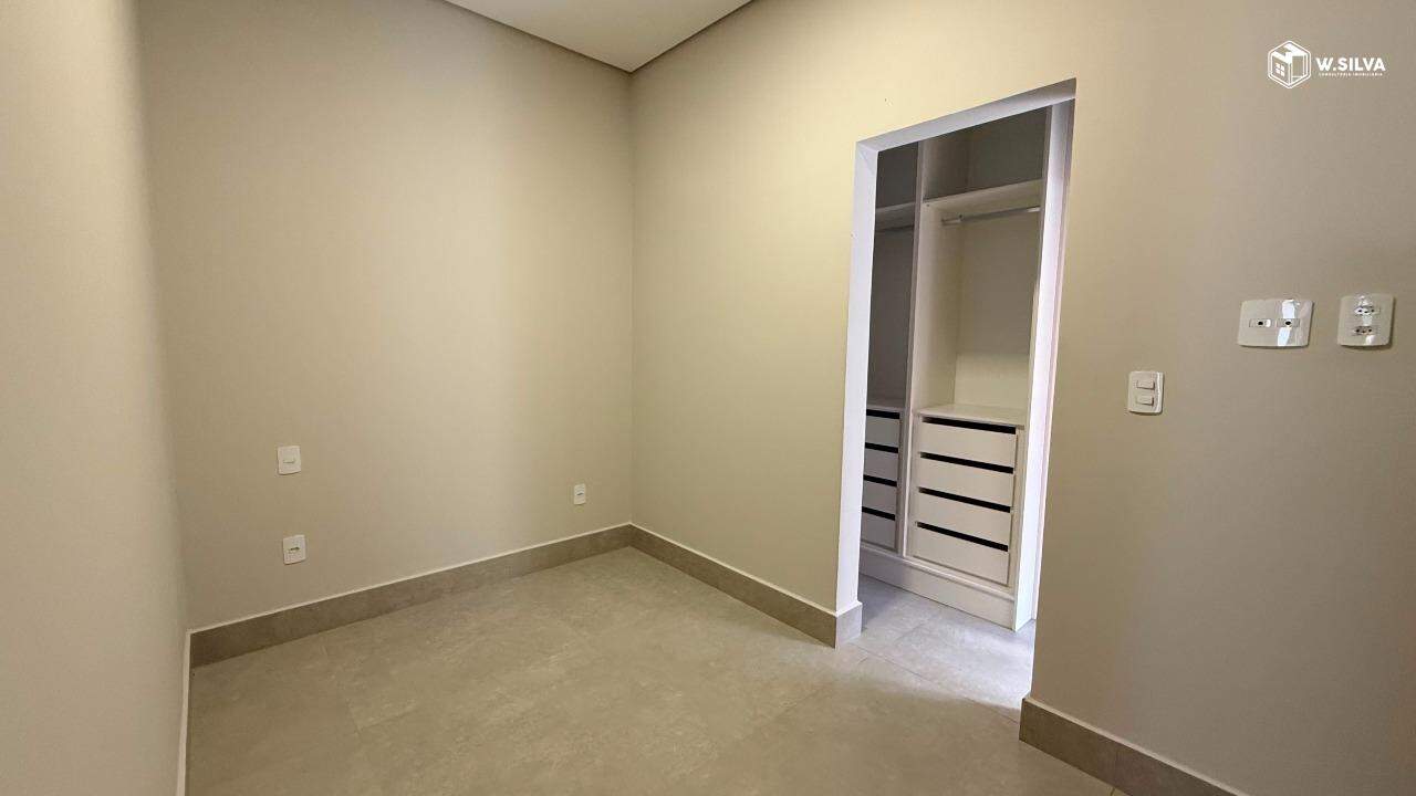 Casa à venda no Jardim Colonial:
