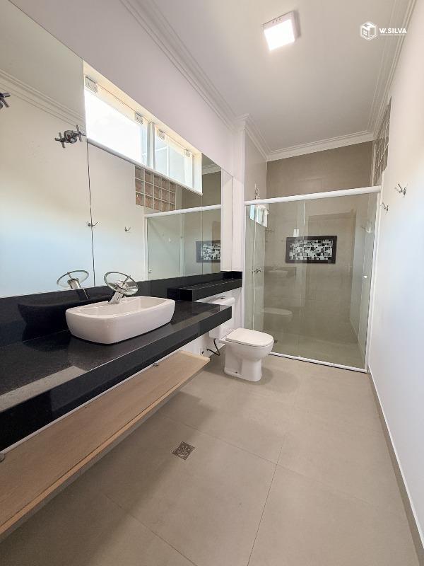 Casa em Condomínio à venda no Jardim Portal de Itaici: 