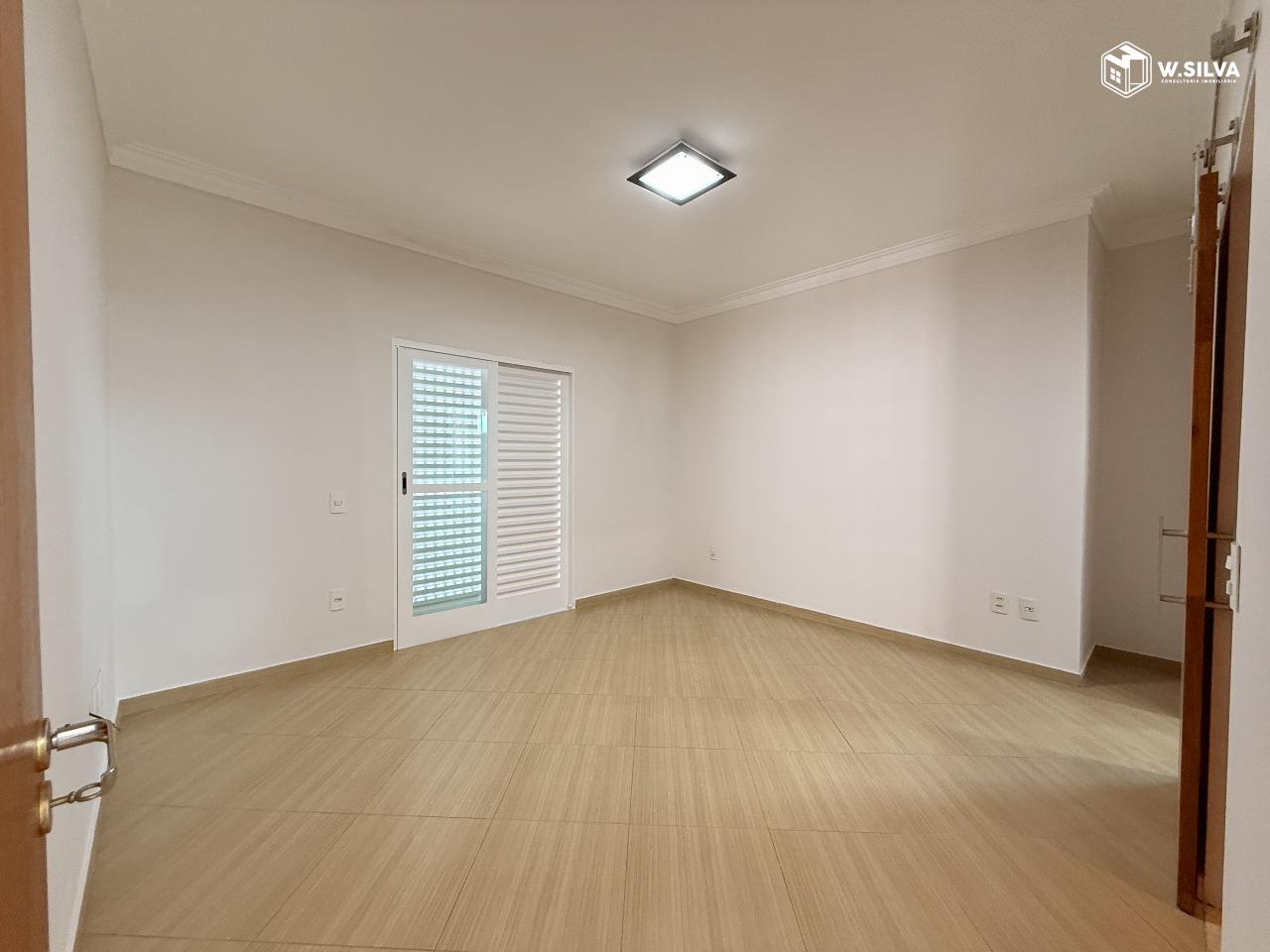 Casa em Condomínio à venda no Jardim Portal de Itaici: 