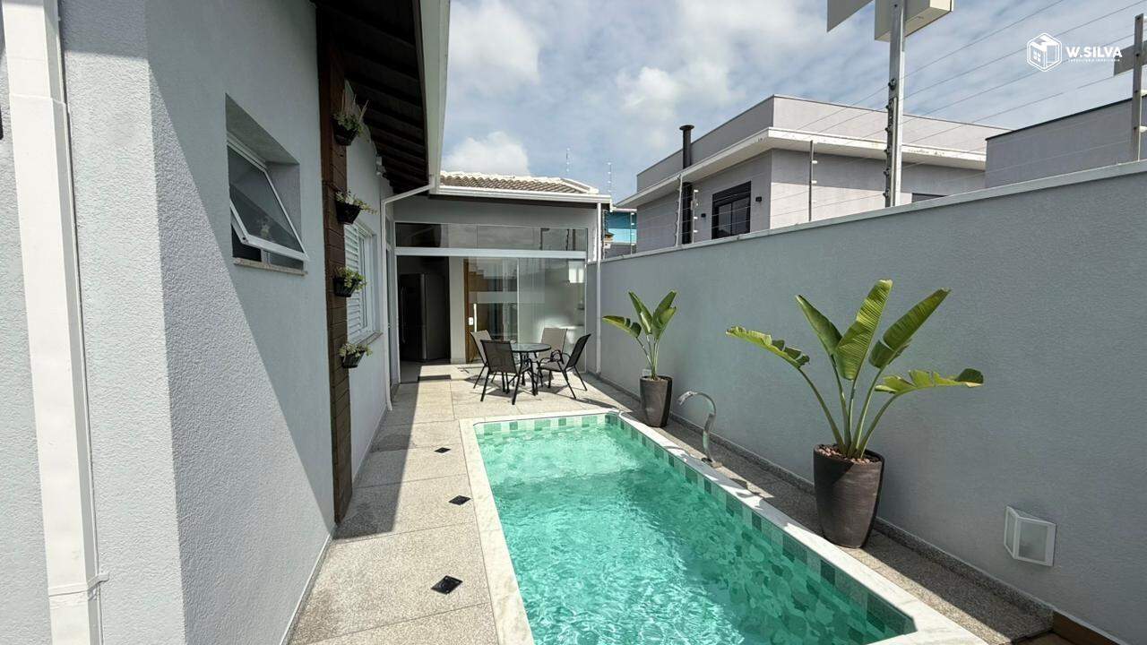 Casa em Bairro à venda no Jardim Esplanada: 