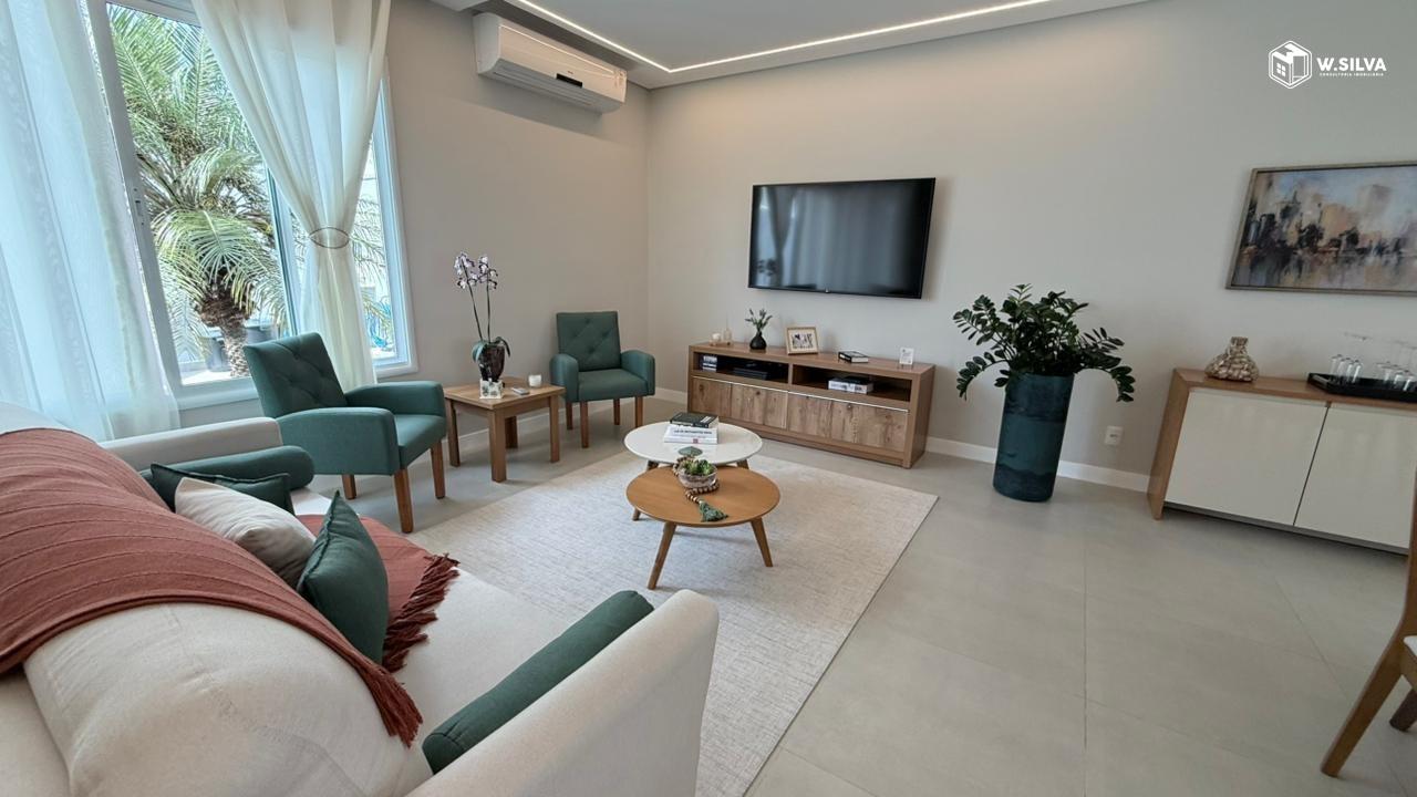 Casa em Bairro à venda no Jardim Esplanada: 