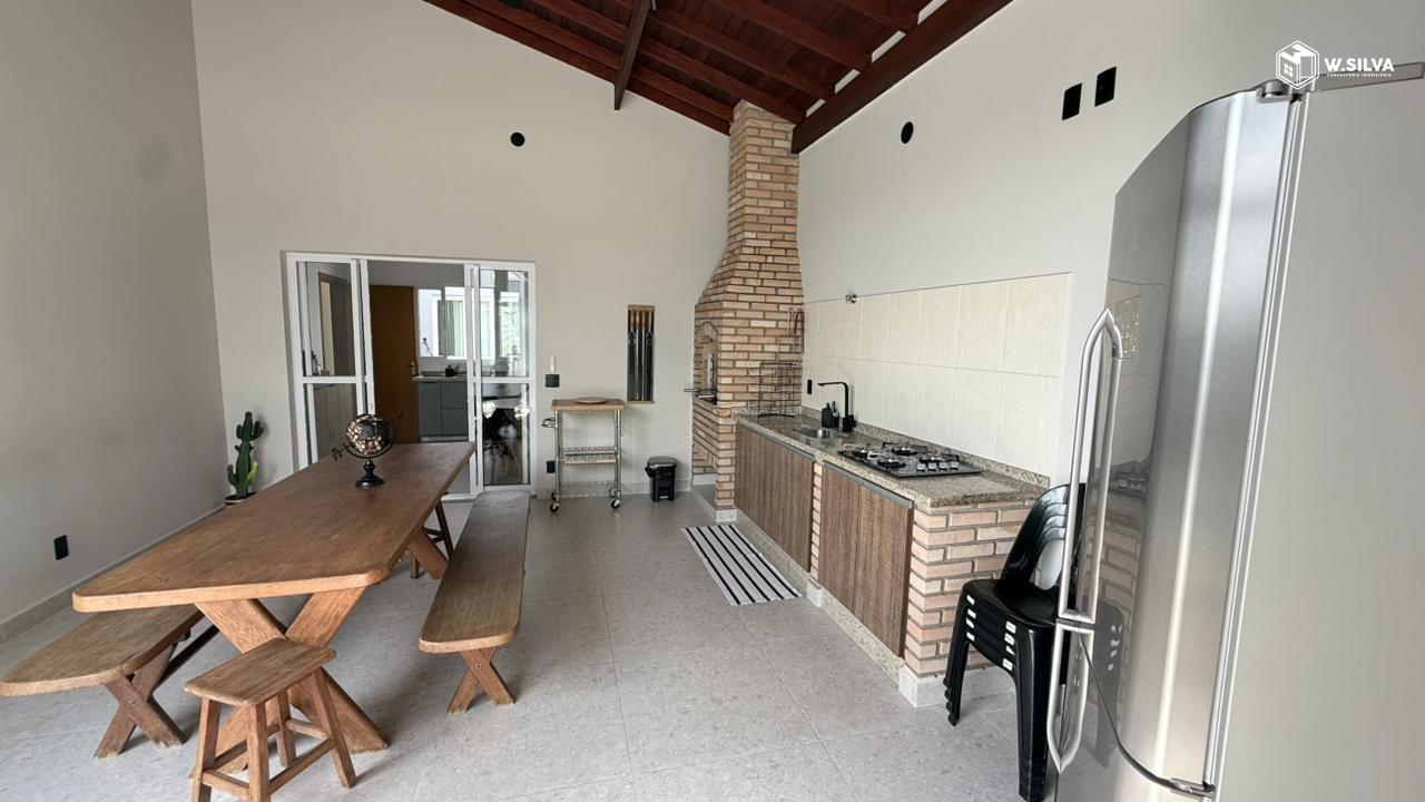 Casa em Bairro à venda no Jardim Esplanada: 