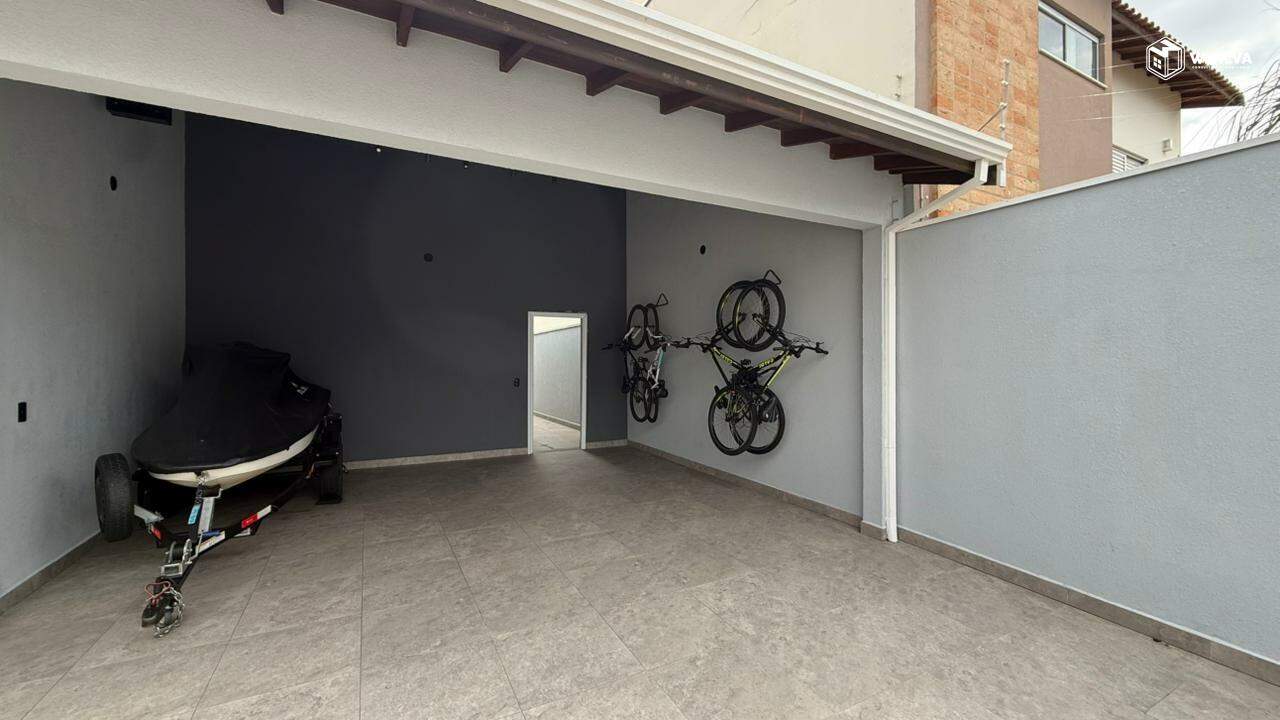 Casa em Bairro à venda no Jardim Esplanada: 