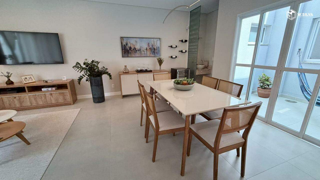 Casa em Bairro à venda no Jardim Esplanada: 