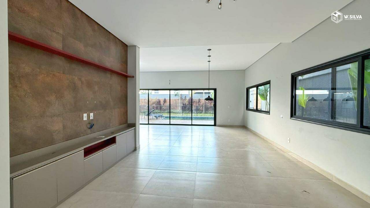 Sobrado para aluguel no Jardim Vila Paradiso: 