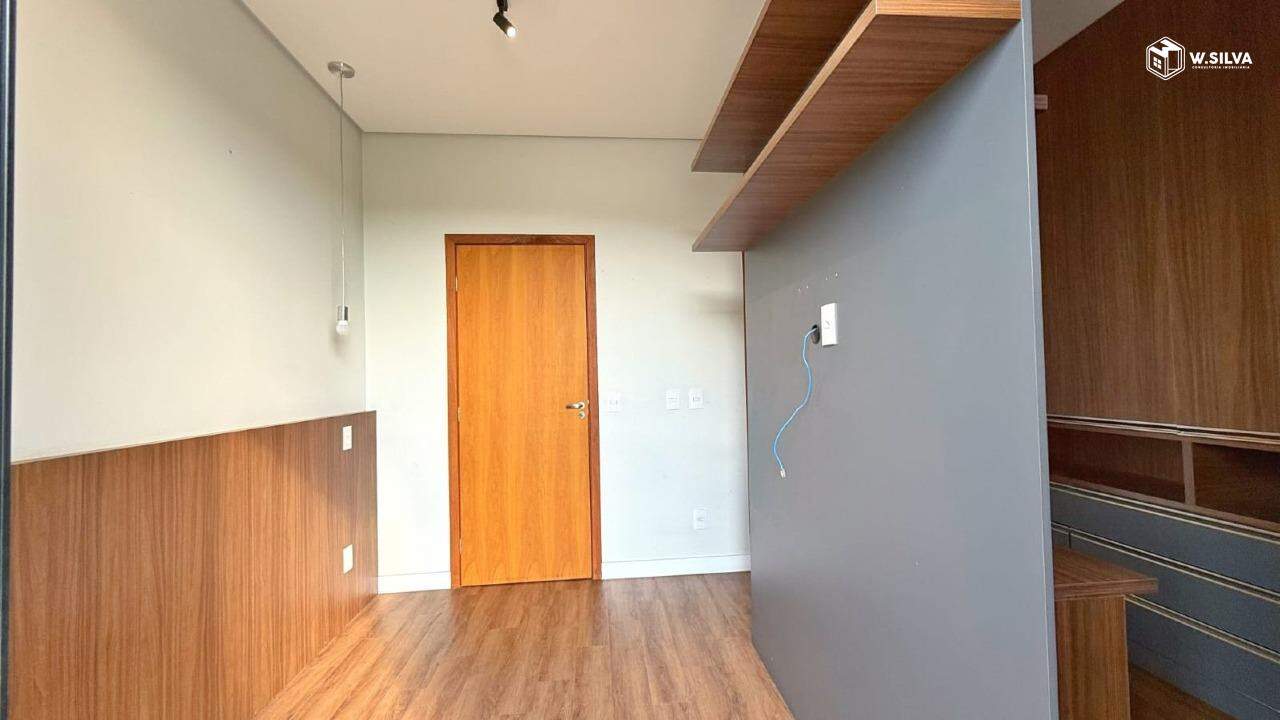 Sobrado para aluguel no Jardim Vila Paradiso: 