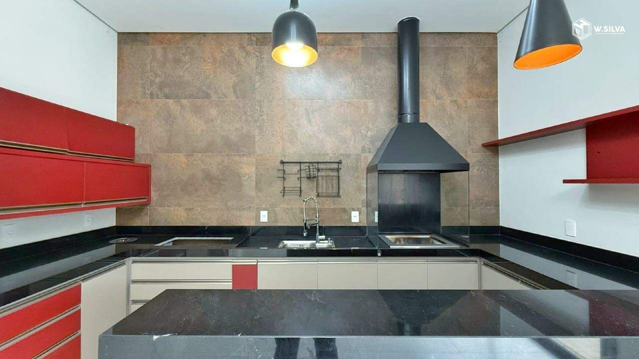 Sobrado para aluguel no Jardim Vila Paradiso: 