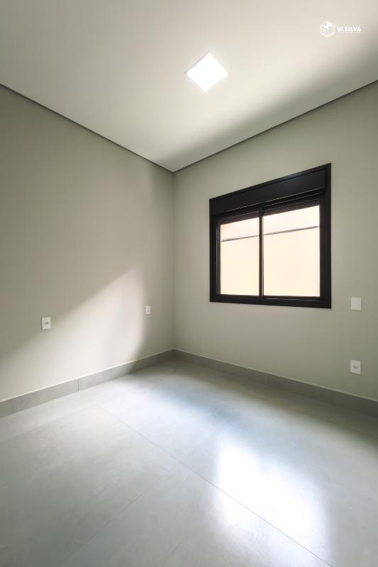 Casa em Condomínio à venda no Condomínio Park Gran Reserve: 