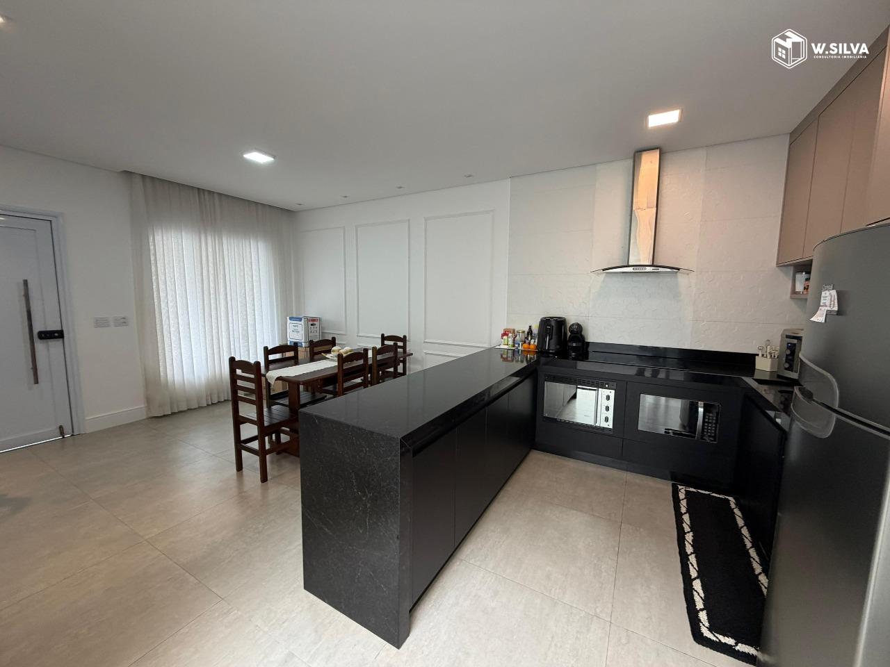 Casa em Condomínio à venda no Jardins do Império: 