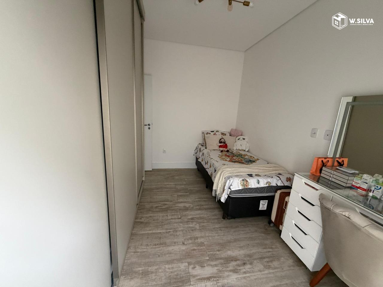 Casa em Condomínio à venda no Jardins do Império: 