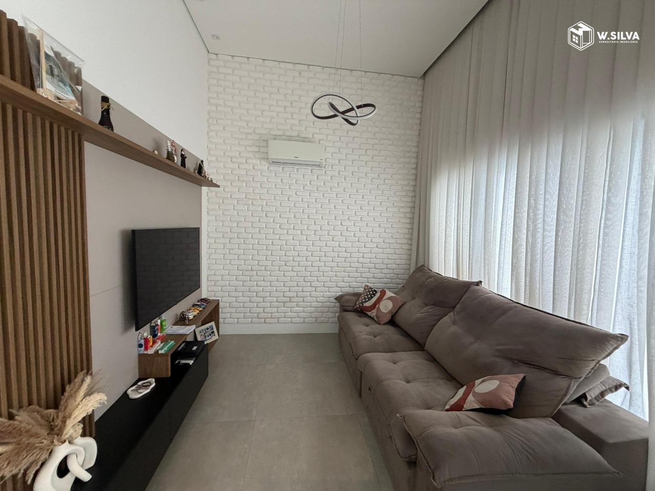 Casa em Condomínio à venda no Jardins do Império: 