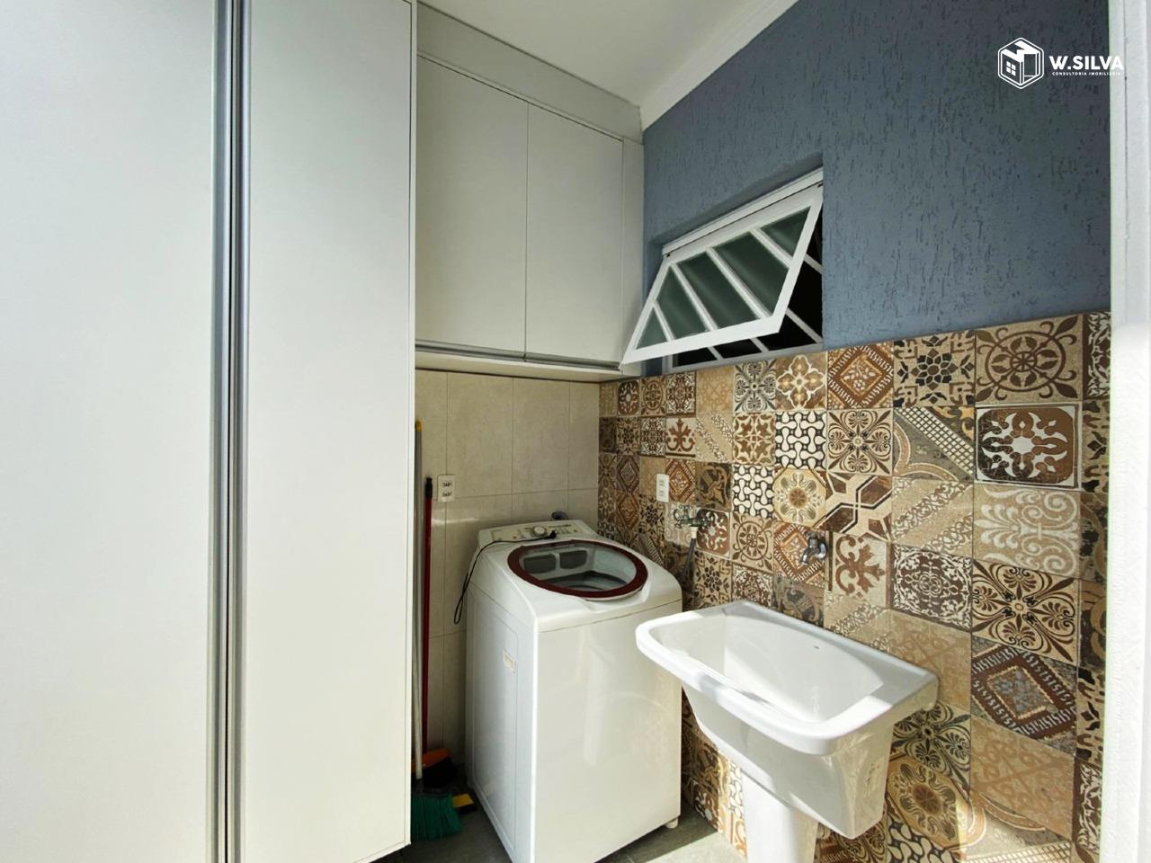 Casa em Bairro à venda no Jardim Bela Vista: 