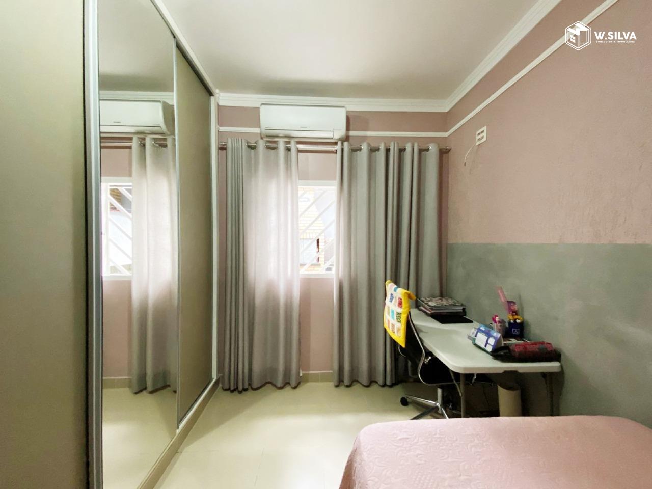 Casa em Bairro à venda no Jardim Bela Vista: 