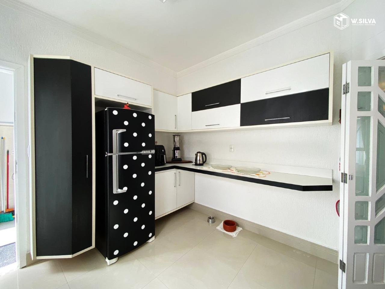 Casa em Bairro à venda no Jardim Bela Vista: 