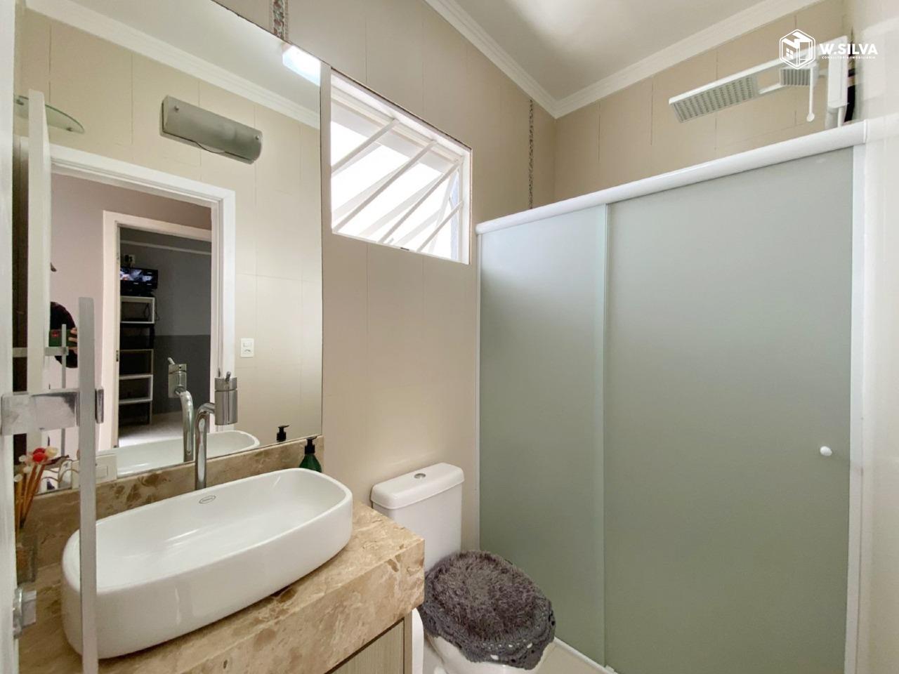 Casa em Bairro à venda no Jardim Bela Vista: 