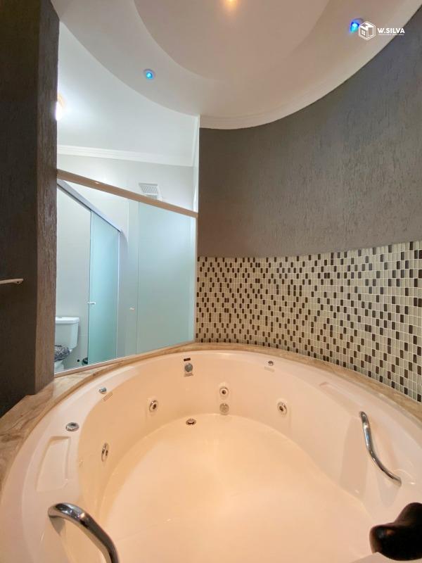 Casa em Bairro à venda no Jardim Bela Vista: 