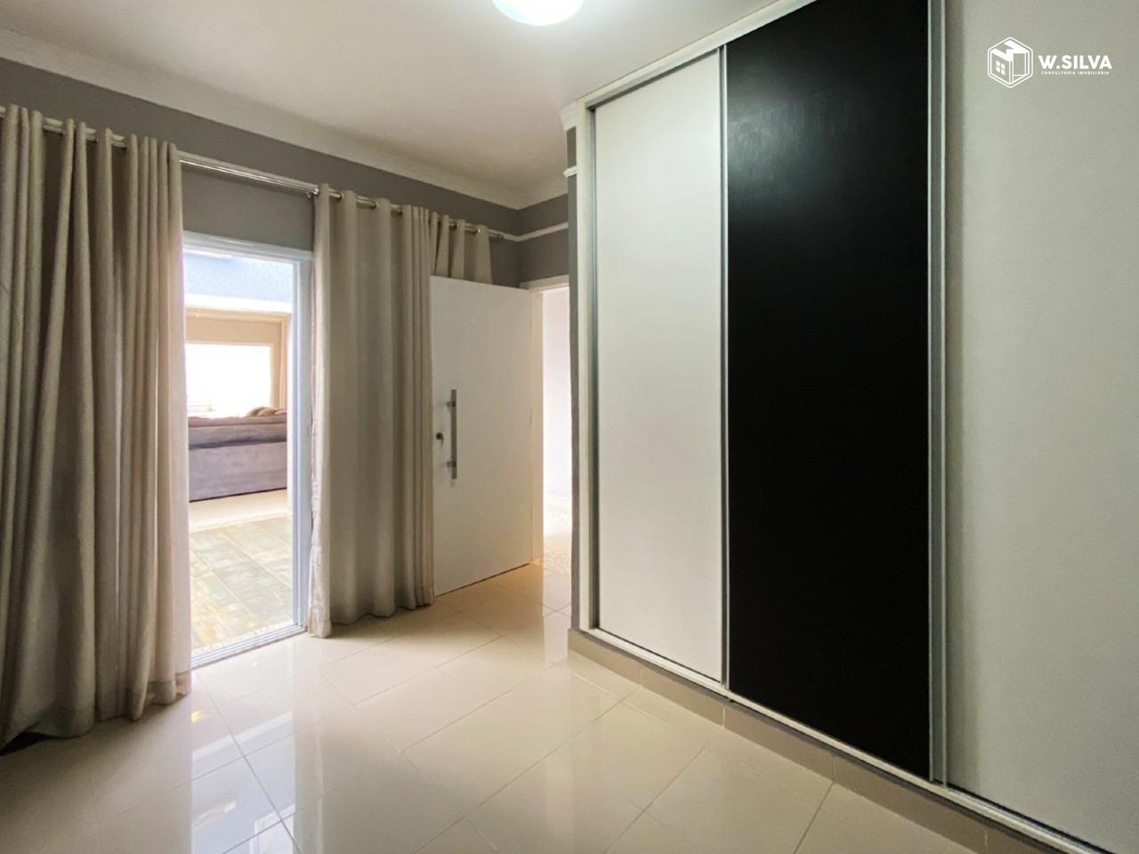 Casa em Bairro à venda no Jardim Bela Vista: 