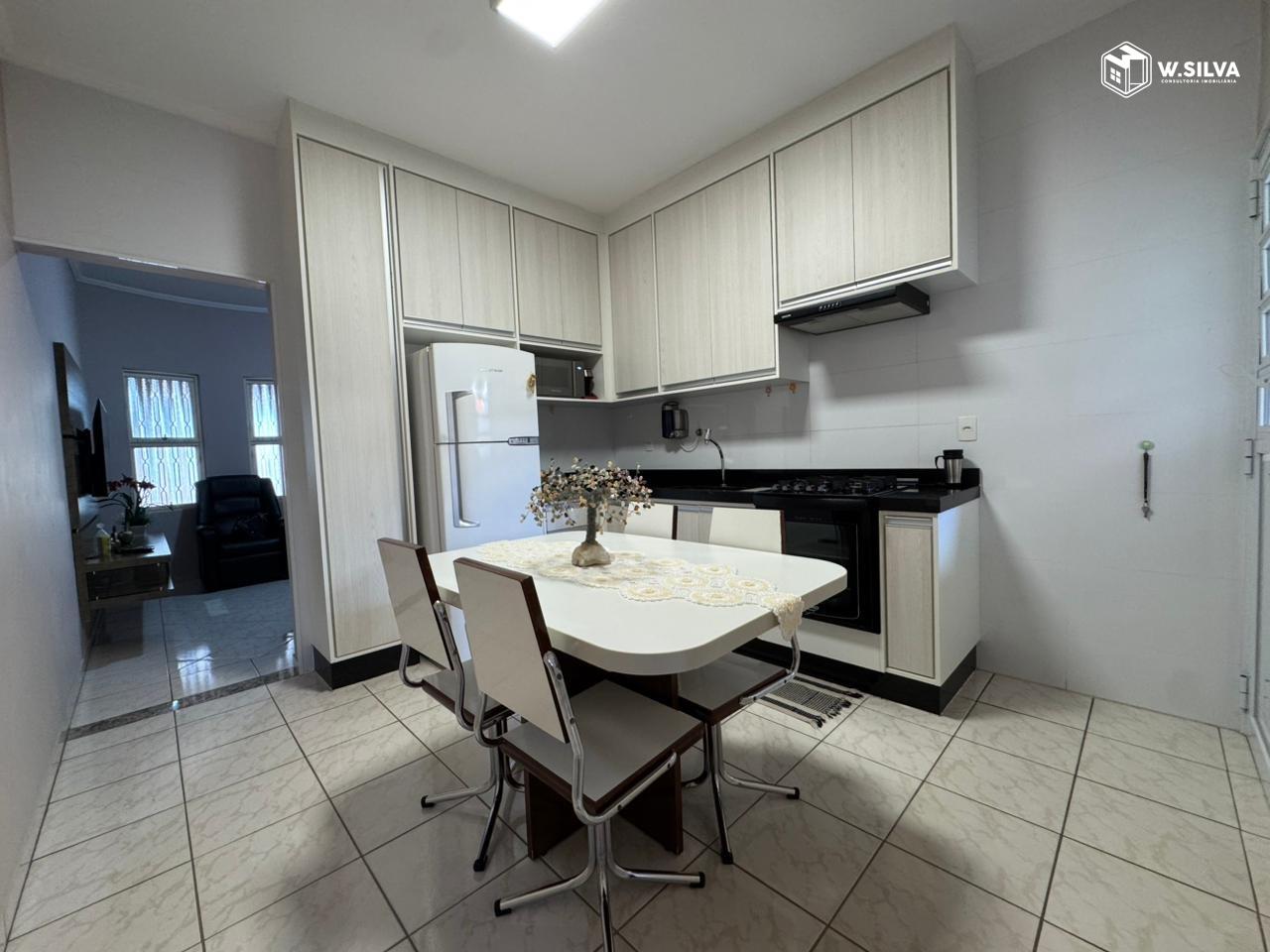 Casa em Bairro à venda no Cidade Nova II: 