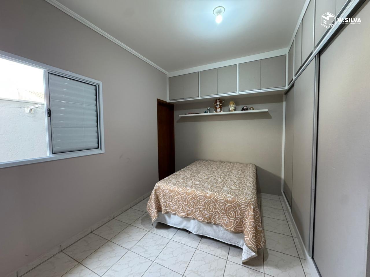 Casa em Bairro à venda no Cidade Nova II: 