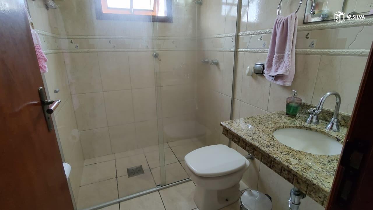 Casa em Bairro à venda no Jardim do Valle II: 