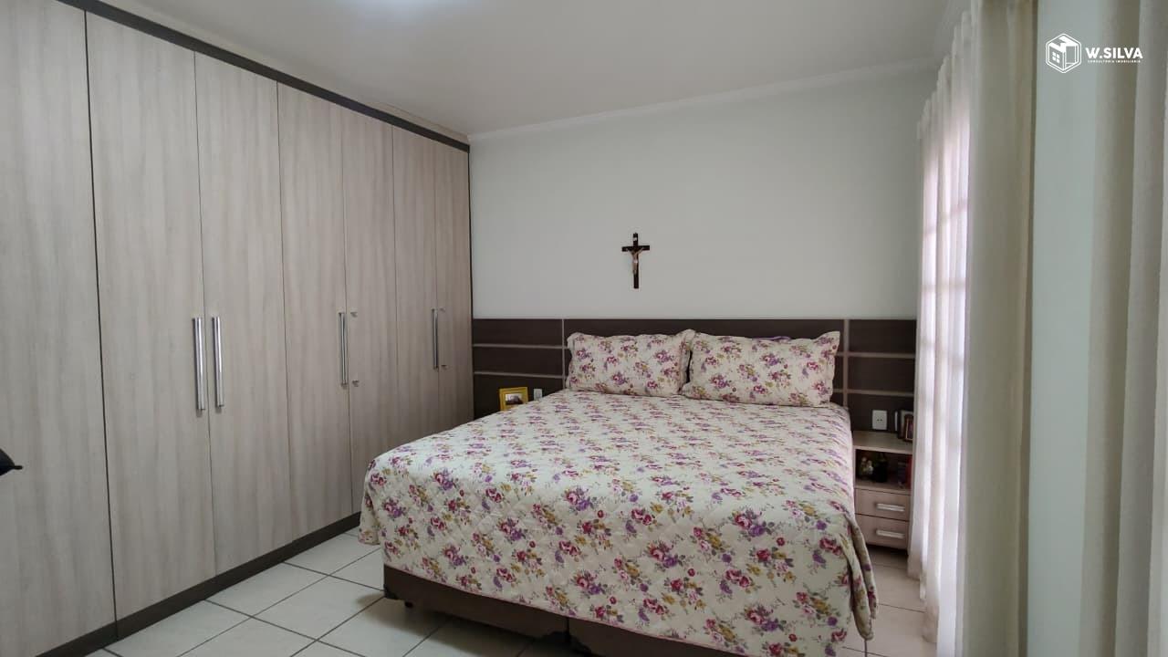 Casa em Bairro à venda no Jardim do Valle II: 