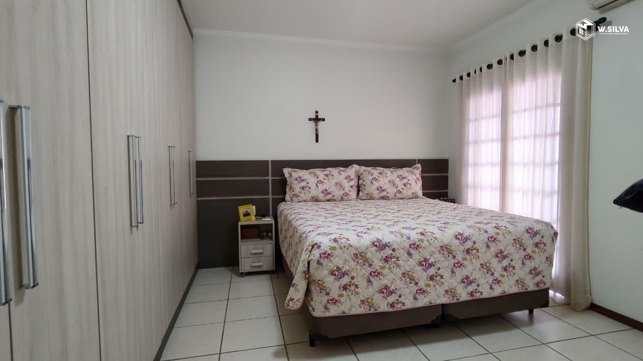 Casa em Bairro à venda no Jardim do Valle II: 