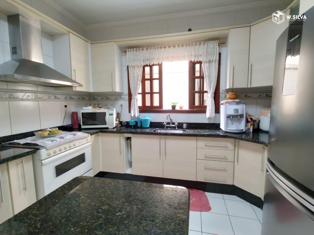 Casa em Bairro à venda no Jardim do Valle II: 