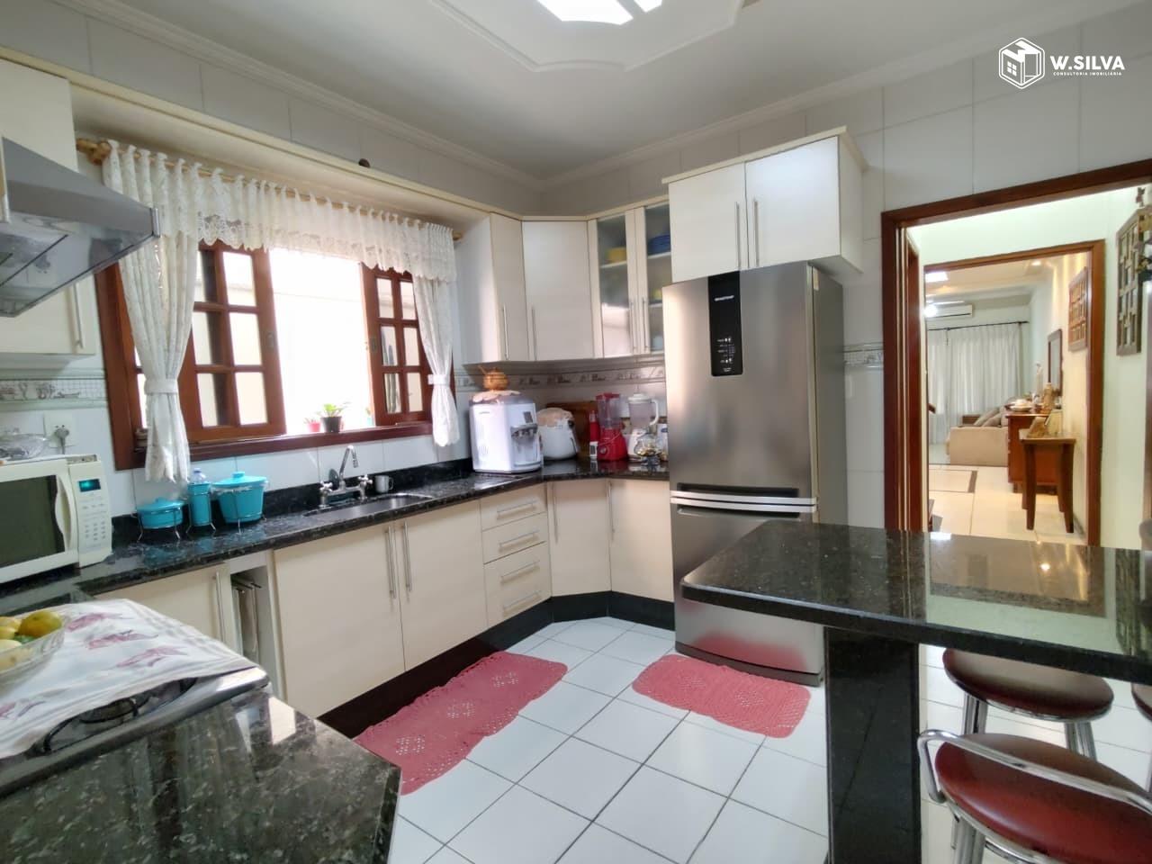 Casa em Bairro à venda no Jardim do Valle II: 