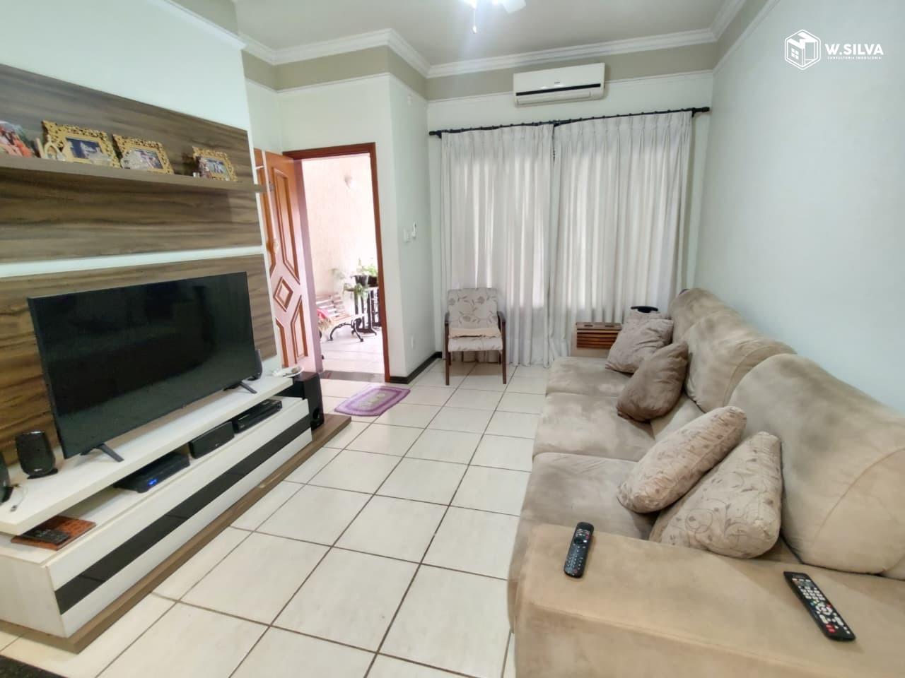 Casa em Bairro à venda no Jardim do Valle II: 