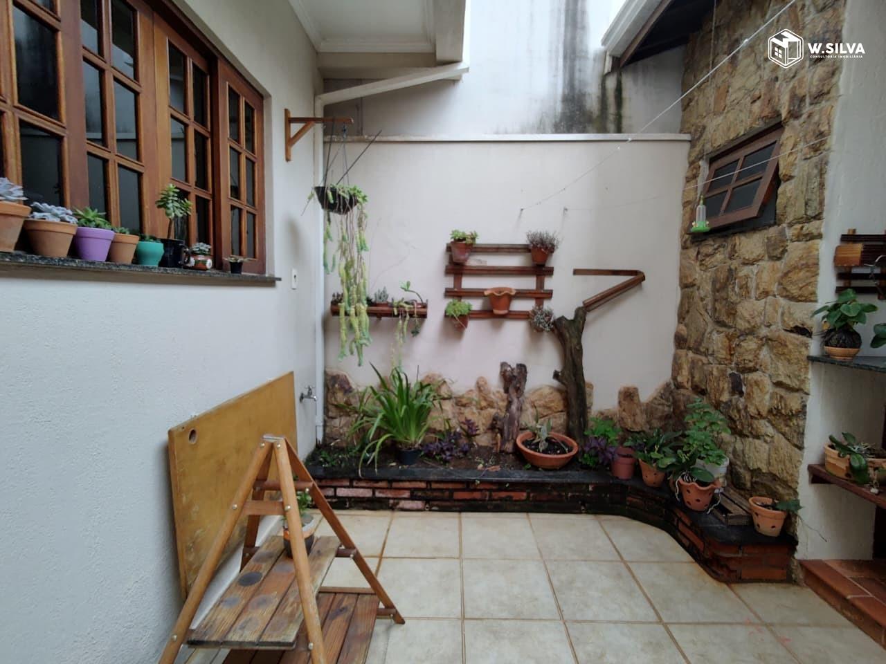 Casa em Bairro à venda no Jardim do Valle II: 