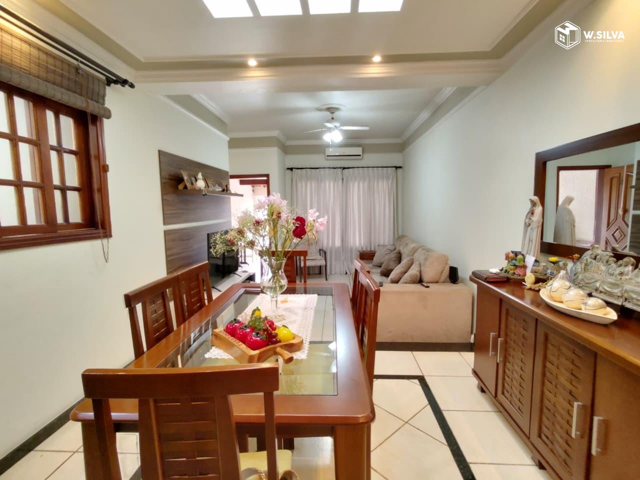 Casa em Bairro à venda no Jardim do Valle II: 