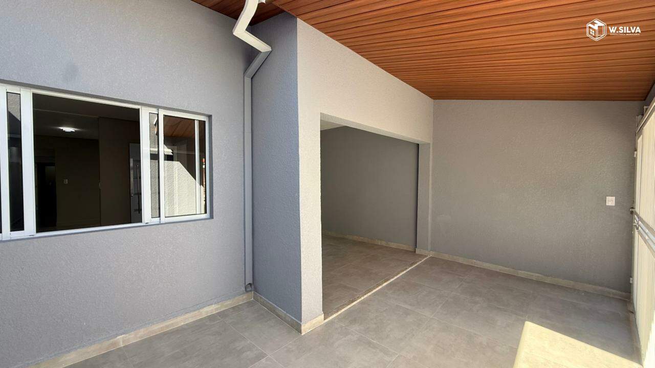 Casa em Bairro à venda no Jardim Primavera: GARAGEM