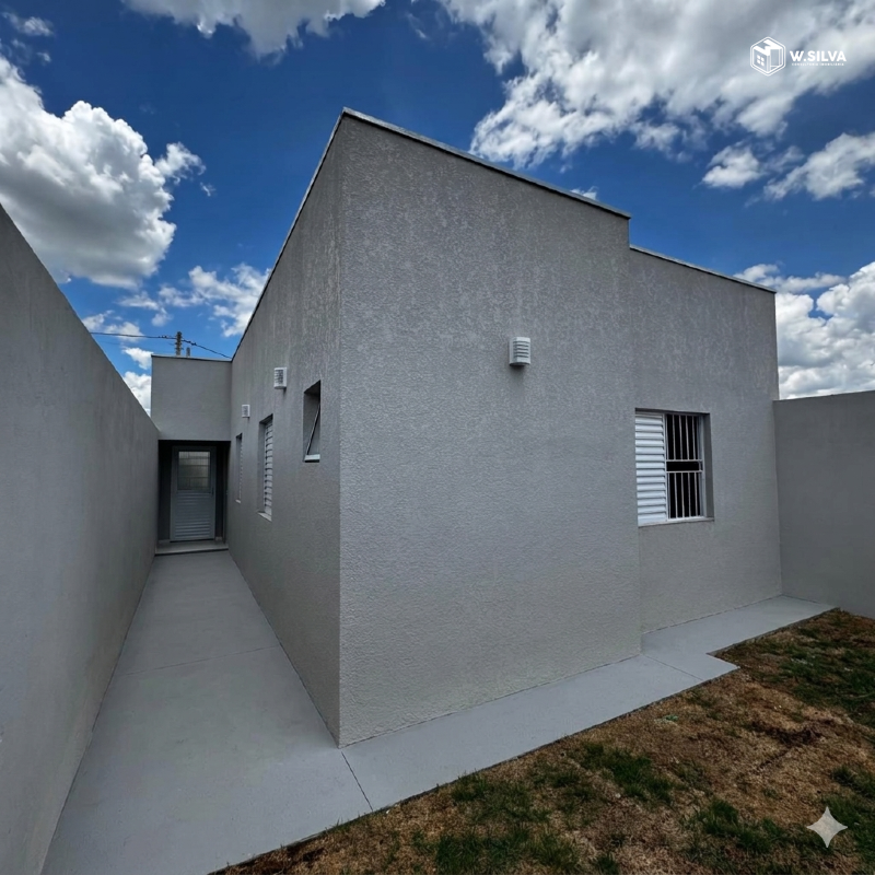 Casa em Bairro à venda no Jardim Bom Sucesso: 