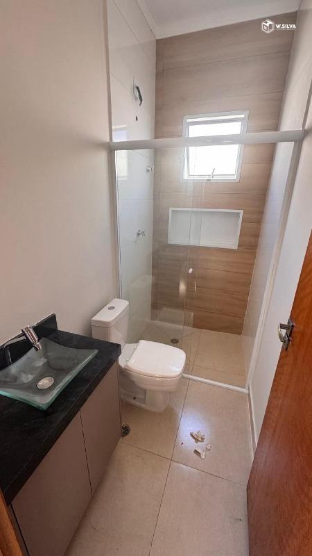 Casa em Bairro à venda no Jardim Bom Sucesso: 