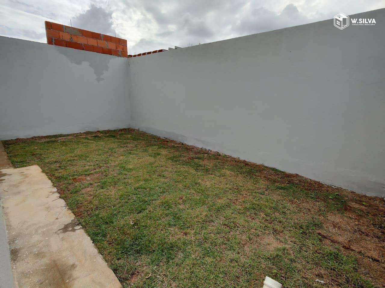 Casa em Bairro à venda no Jardim Bom Sucesso: