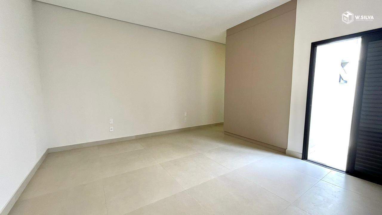 Casa em Condomínio à venda no Condomínio Park Gran Reserve: 