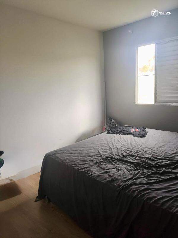 Apartamento à venda no Village Azaleia: 