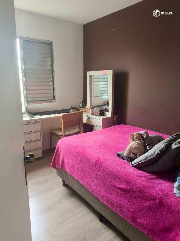 Apartamento à venda no Village Azaleia: 