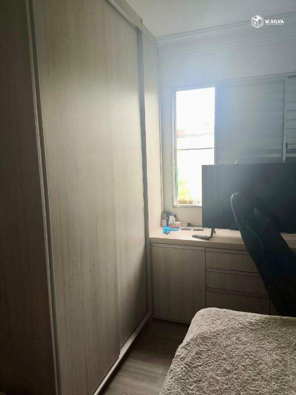 Apartamento à venda no Village Azaleia: 