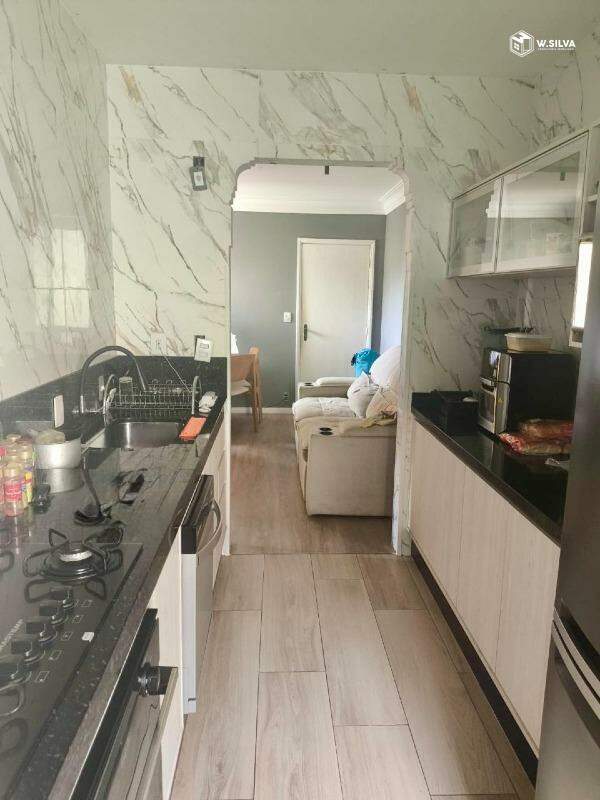 Apartamento à venda no Village Azaleia: 