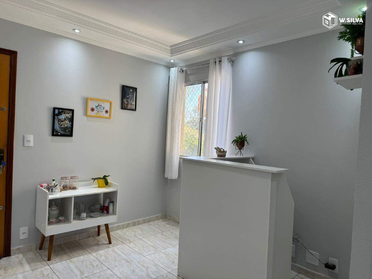 Apartamento à venda no Village Azaleia: 