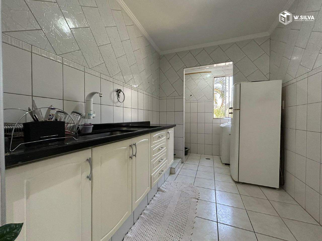 Apartamento à venda no Village Azaleia: 